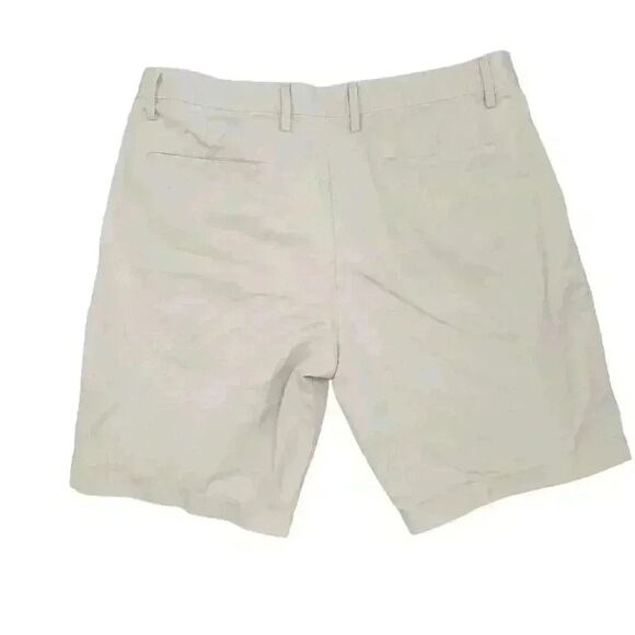Gap Khakis Men's Tan Cotton Lived in Shorts - Picture 7 of 16